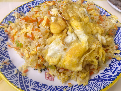新疆炒饭美食