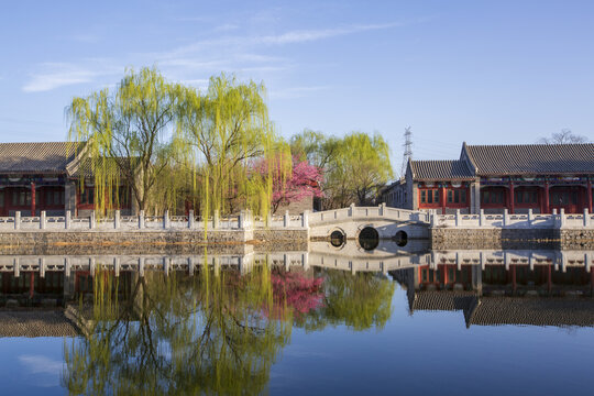 北京园博园古建春季风光