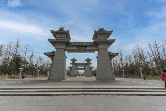 龙门石窟