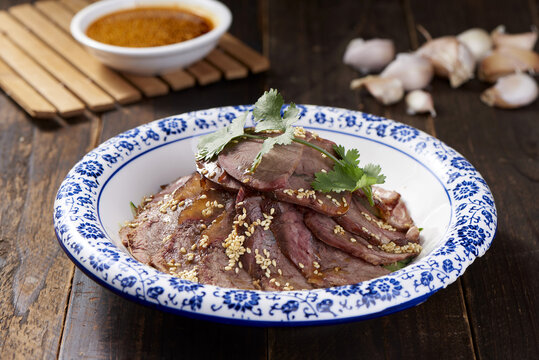 凉拌牛肉