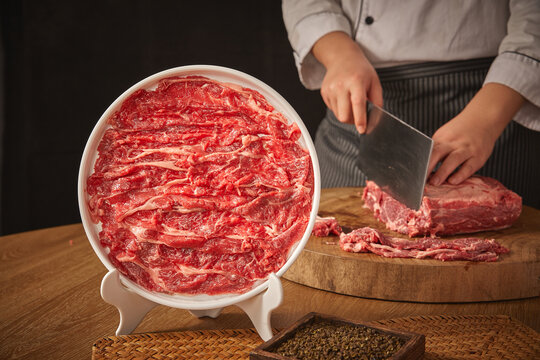 现切牛肉