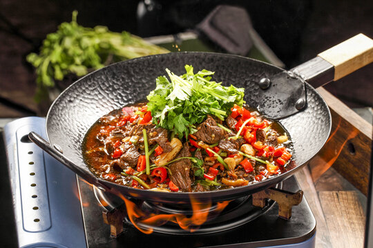 小炒黄牛肉