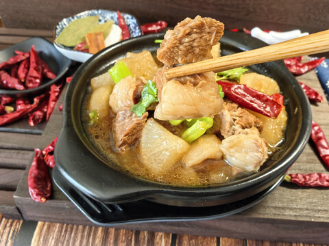 肥牛煲