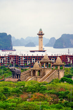 下龙湾风光