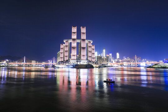 重庆朝天门来福士夜景