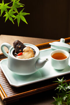 原盅功夫松茸炖辽参
