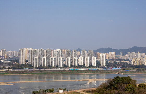 重庆长江边上的住宅建筑群