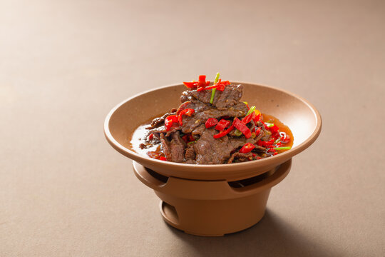 小炒黄牛肉