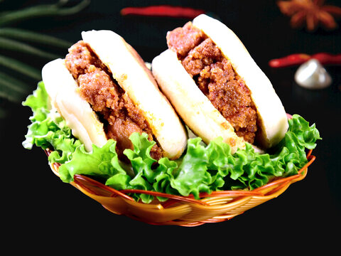 笼笼肉加馍