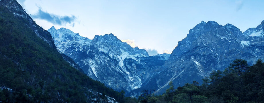 雪山