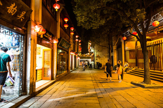 苏州山塘街夜景
