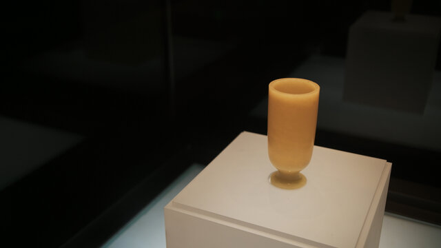 洛阳博物馆白玉杯