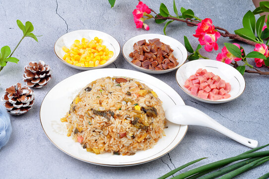 酸菜炒饭