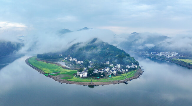 新安江大湾迷雾
