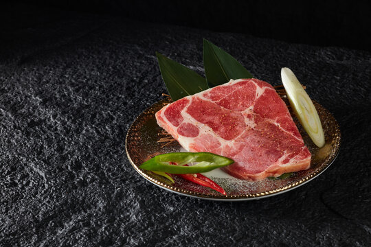 黑猪梅花肉
