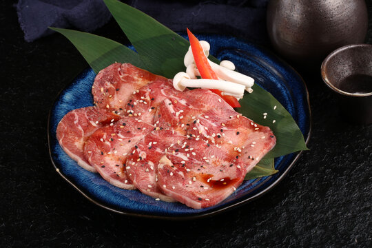腌制牛舌