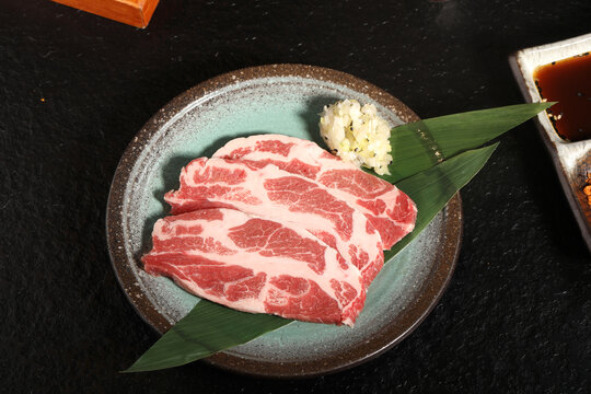 黑猪梅花肉