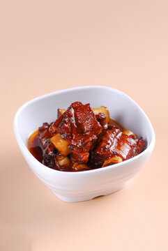 红烧排骨饭
