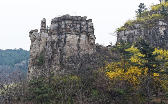 山东临沂平邑县天宝山奇峰怪石