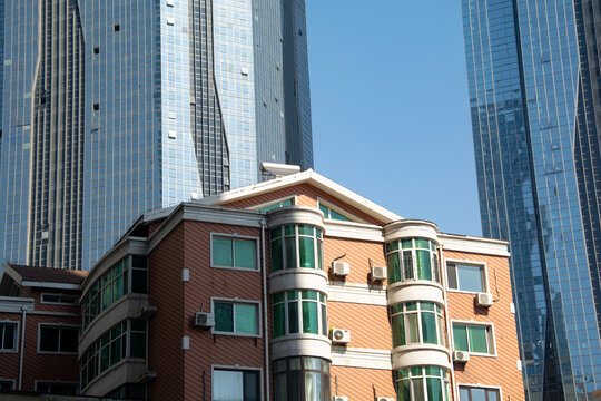 城市多层住宅楼