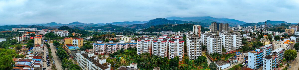 琼中县