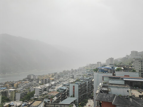 沙尘天气