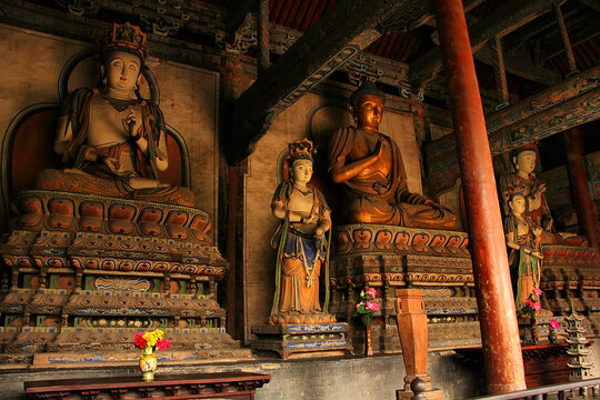 善化寺三圣殿华严三圣