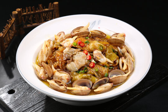黄蚬子炖茄子