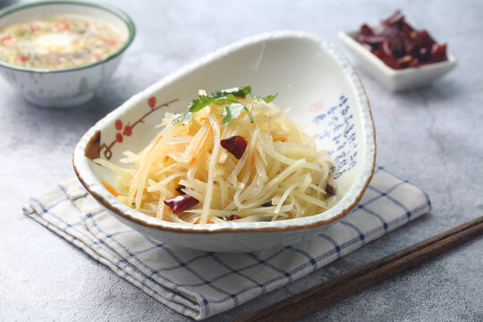 炝土豆丝