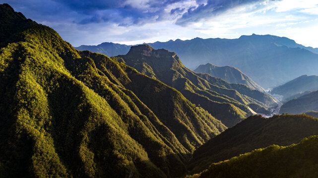 大巴山风光