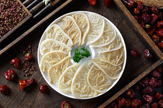 鲜毛肚