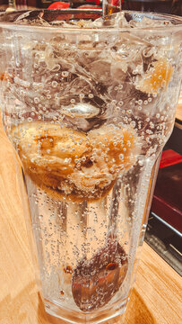 广东茶餐厅特色饮品咸柠七喜