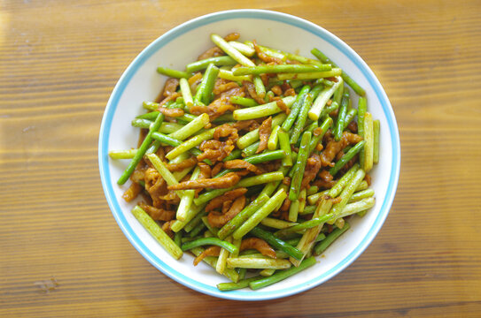 蒜台肉丝菜