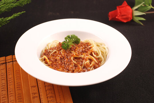 传统意大利肉酱面