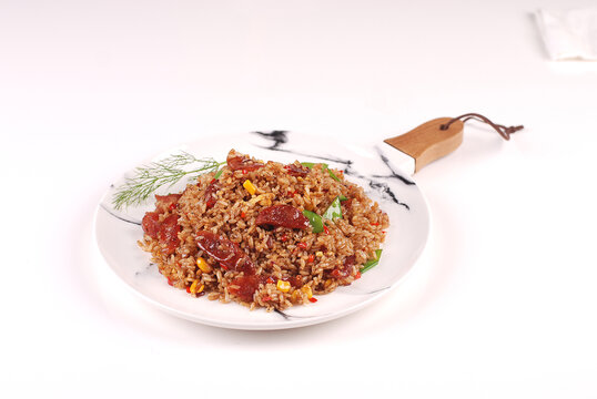 黑椒腊肠炒饭