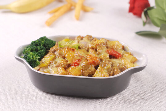 咖喱鸡肉焗饭