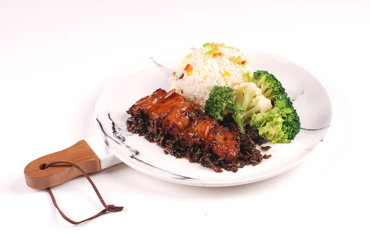 梅菜扣肉饭