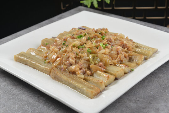 冬菜肉碎蒸茄子