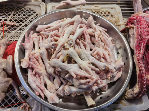 生鸡爪