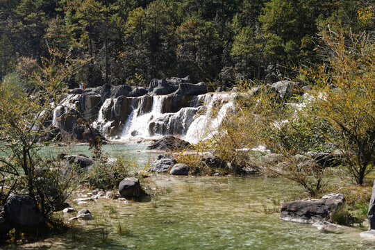 蓝月谷丽江云南旅游