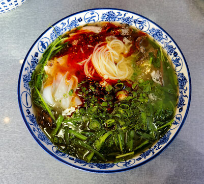 云南过桥米线