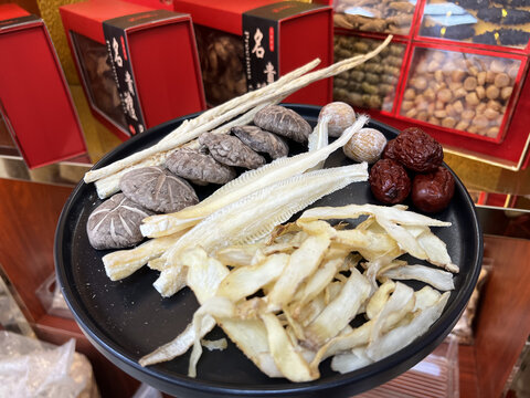 鲨鱼骨补钙滋润汤