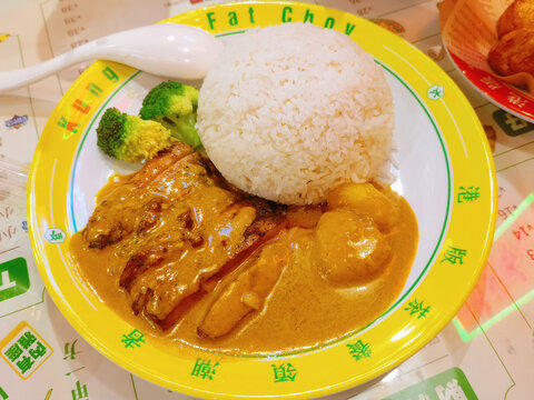 咖喱鸡排饭