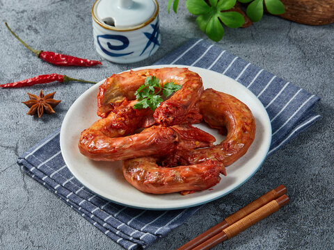 酱鸡脖