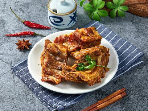 酱脊骨