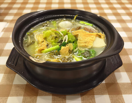 三鲜砂锅