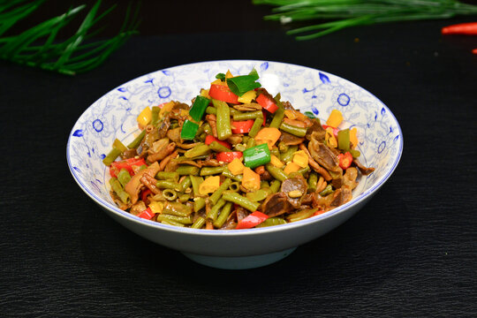 小炒鸡杂