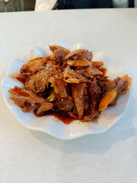 红油鸡片