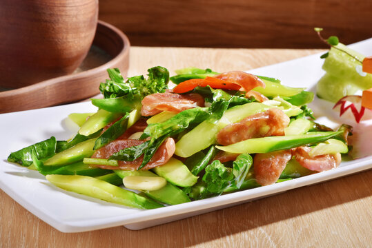 腊肉炒芥兰