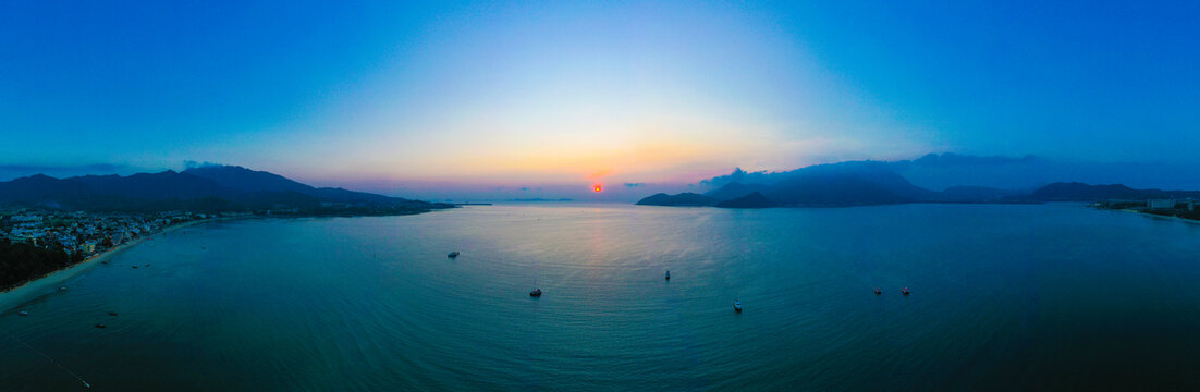 海面日出日落